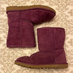 Girl’s Ugg Boots, Purple, Size 6